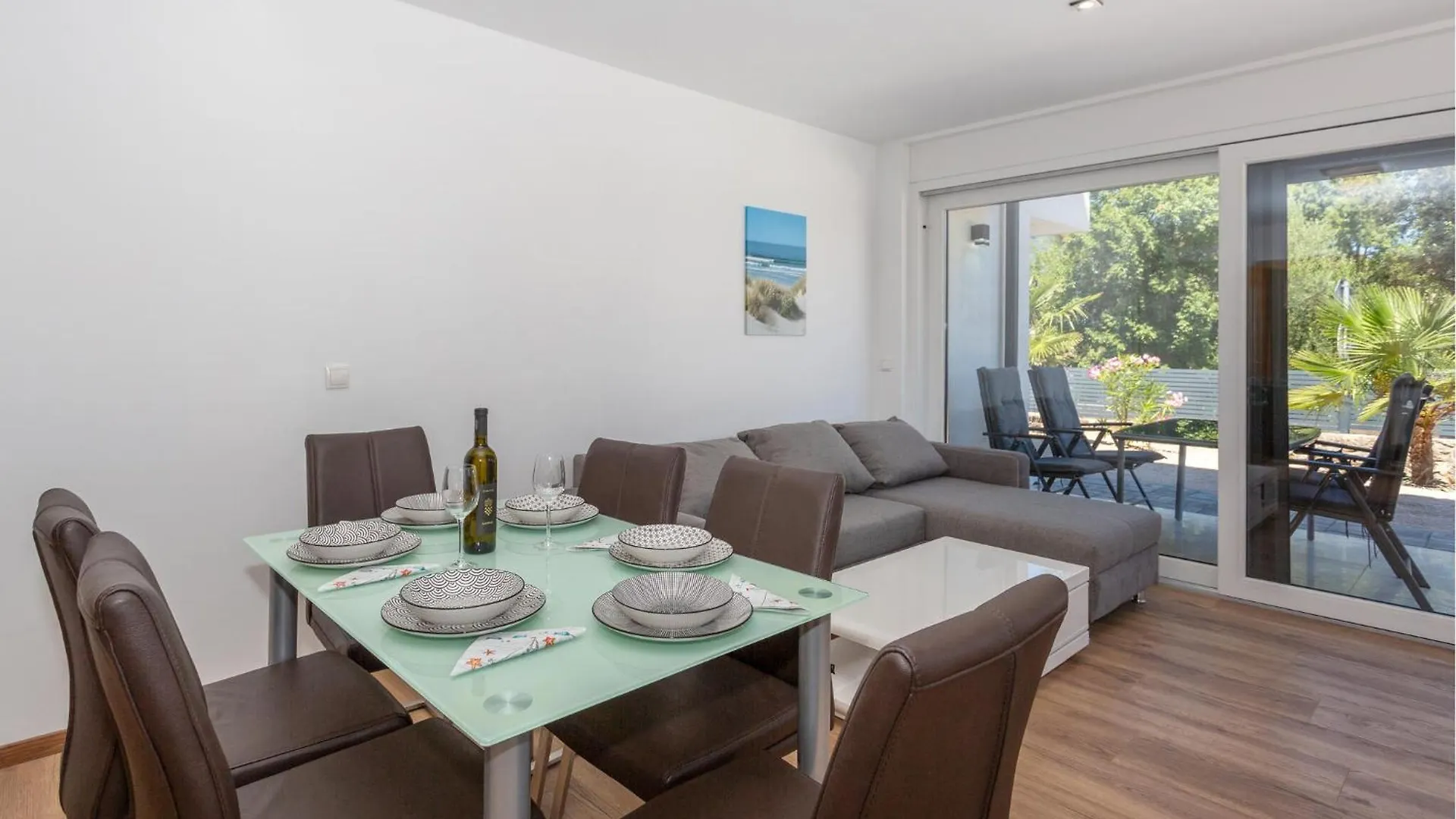 Beautiful Apartment In Malinska With Wifi 0*,  Croatia