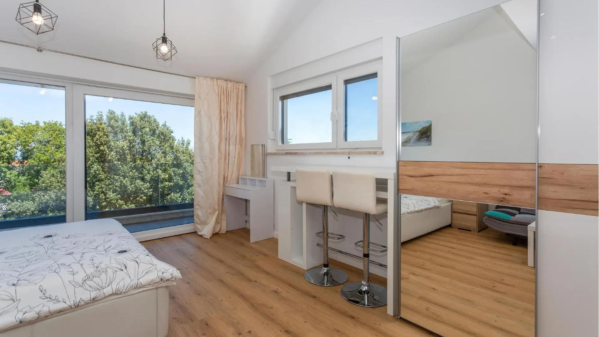 Beautiful Apartment In Malinska With Wifi