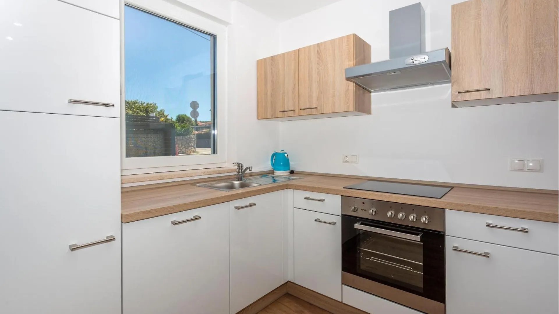 Beautiful Apartment In Malinska With Wifi